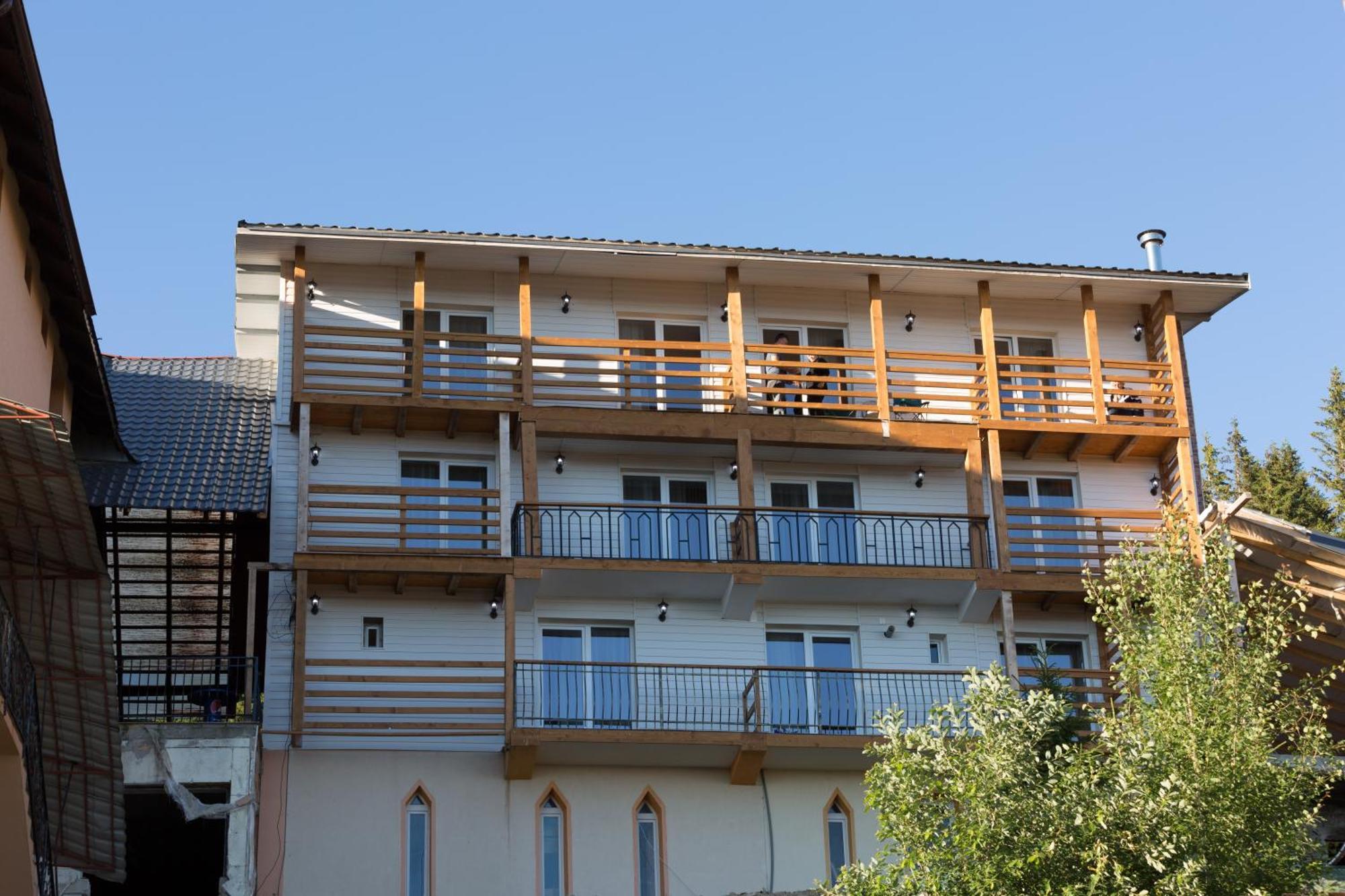 Complex Turistic Veverita Ranca Exterior photo